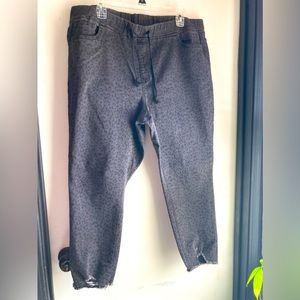 Cheetah print jeggins